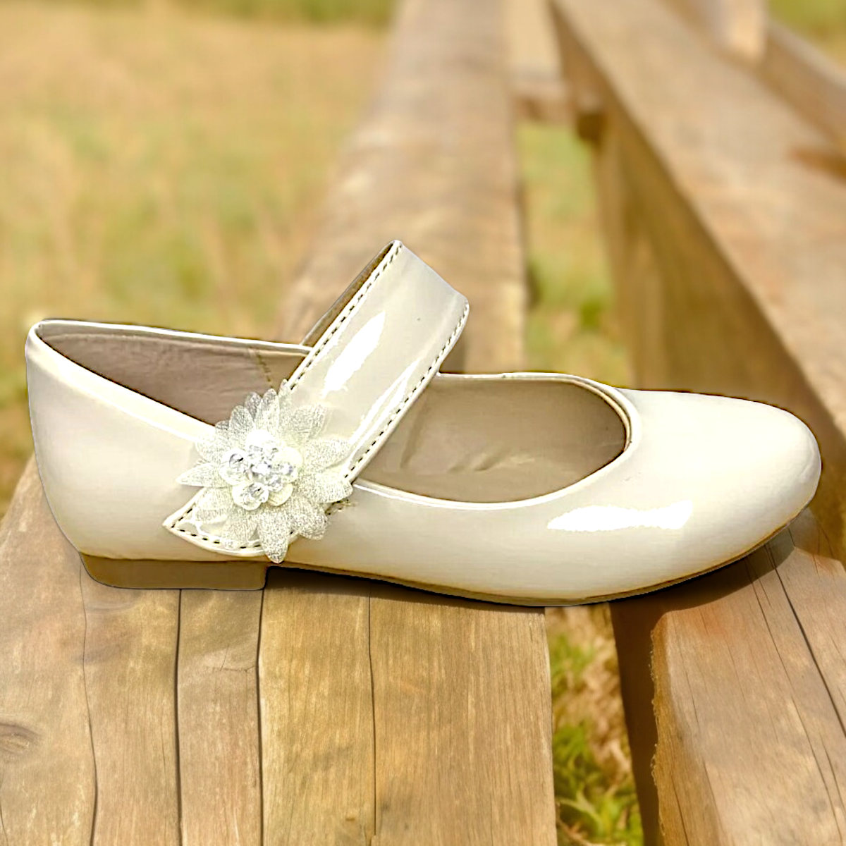 Zapatilla De Nina Beige Princesa Festival Mimi Las Cuatas.