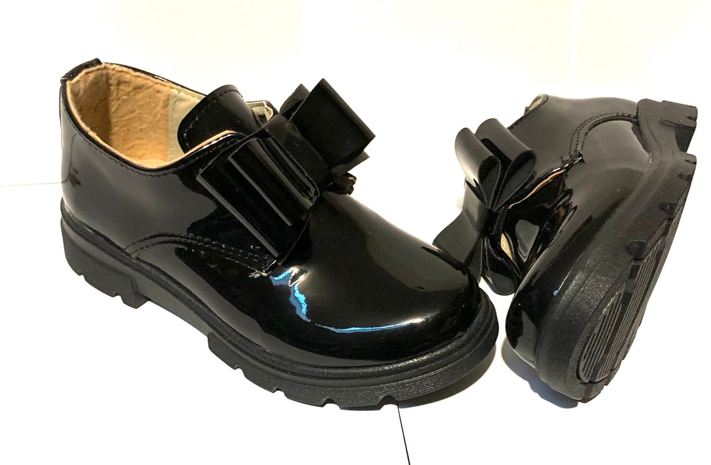 Zapato Choclo De Nina Charol Negro Moderno Casual Las Cuatas.