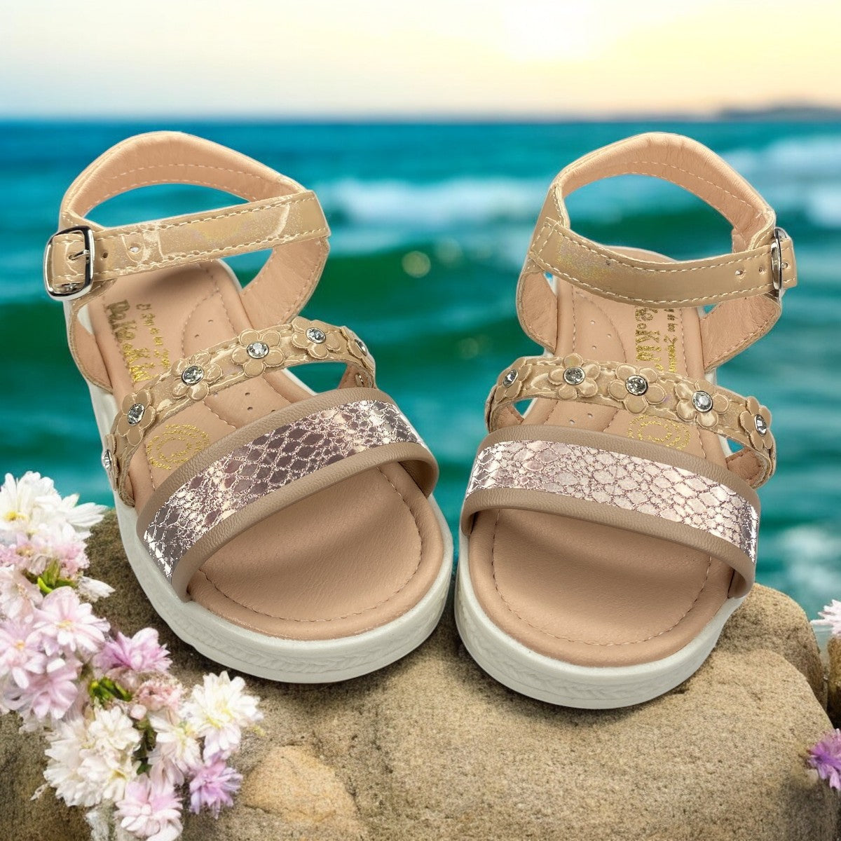Huaraches Beige Para Niña, Comodidad Y Estilo