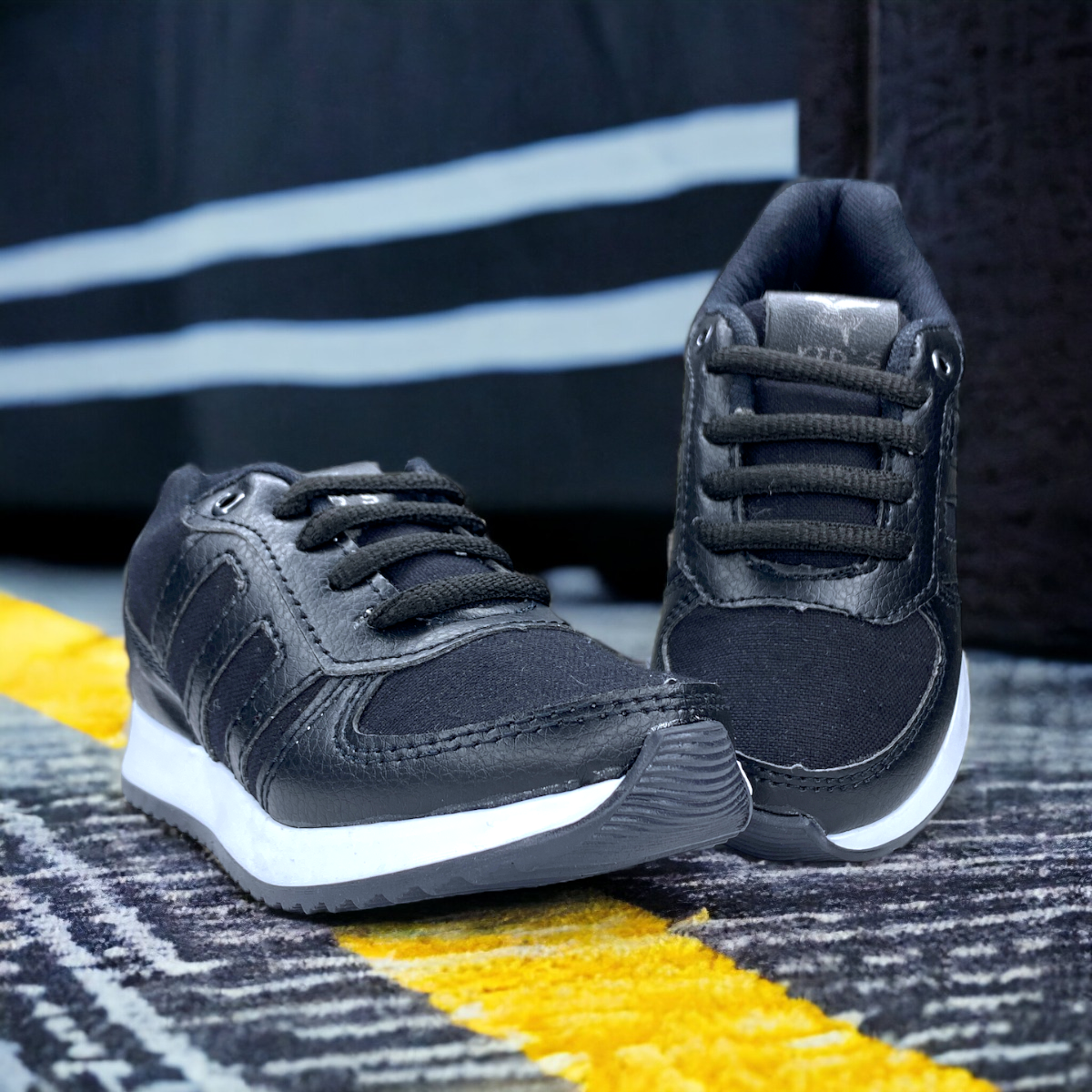 Tenis De Bebe Nino Negro Urbano Deportivo Las Cuatas.