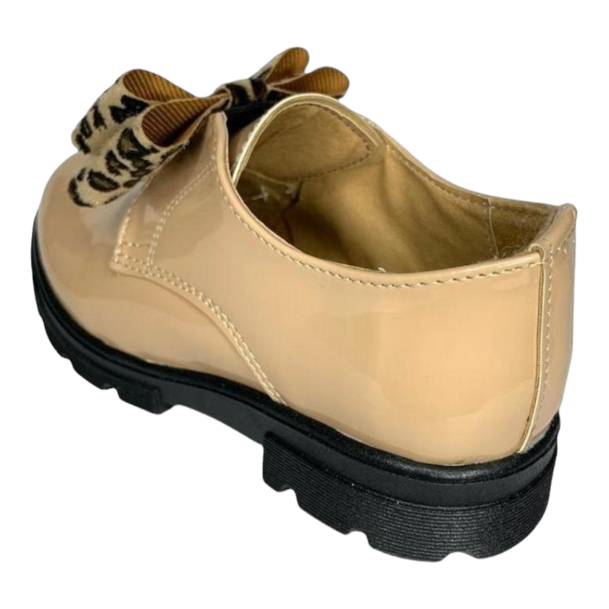 Zapato Para Nina Ajuste Con Resorte Con Flores Piel Beige Las Cuatas.
