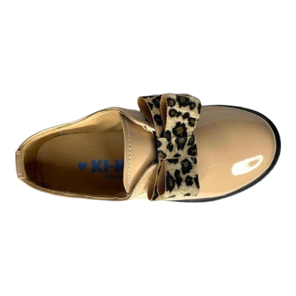 Zapato Para Nina Ajuste Con Resorte Con Flores Piel Beige Las Cuatas.